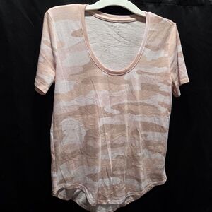 Lucky Brand Pink Camo Scoop Neck Tee Boho Casual Utility Chic Desert Core Sz M